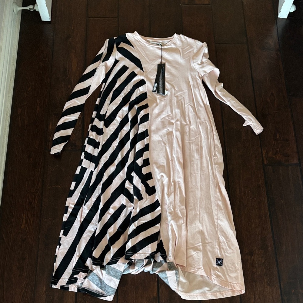 Nununu Soft Pink dress